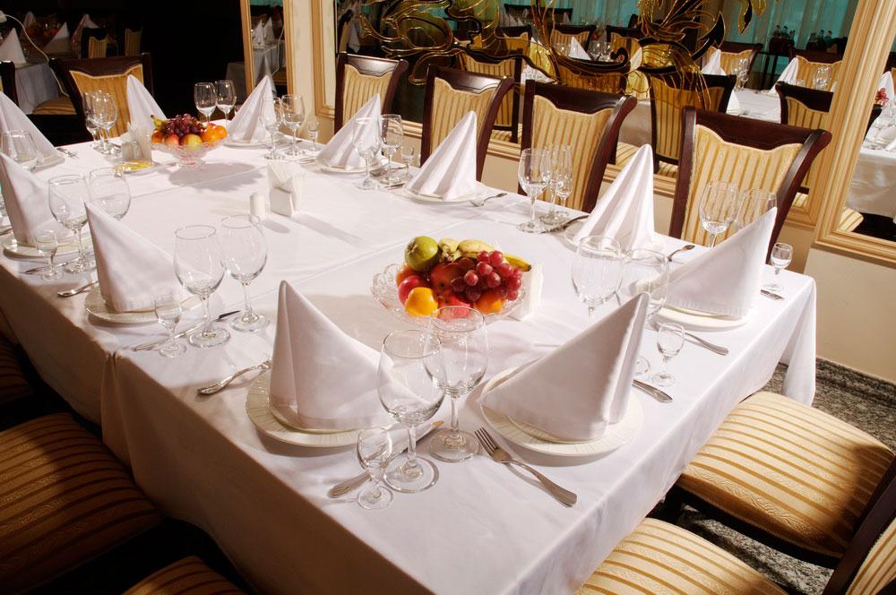 Royal Palace Hotel Almaty Restaurante foto